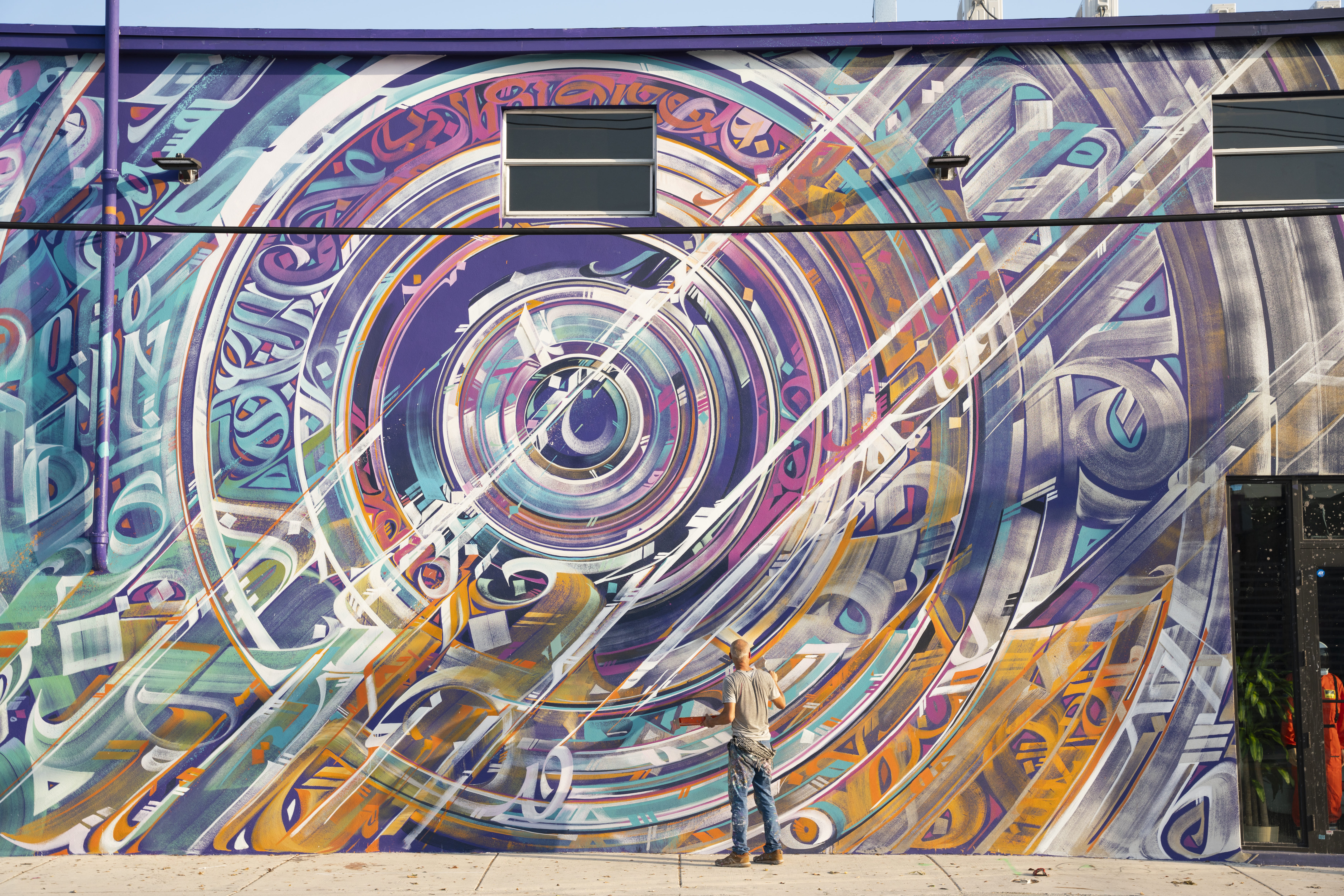 Fresque murale de 600m2 réalisée à Miami pour KUFA Gallery